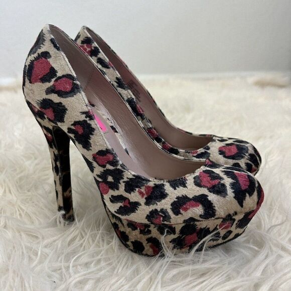 Betsey Johnson Diskko Pumps Leopard Cheetah Tan Black & Pink Velvet Size US 7.5 - Picture 1 of 10